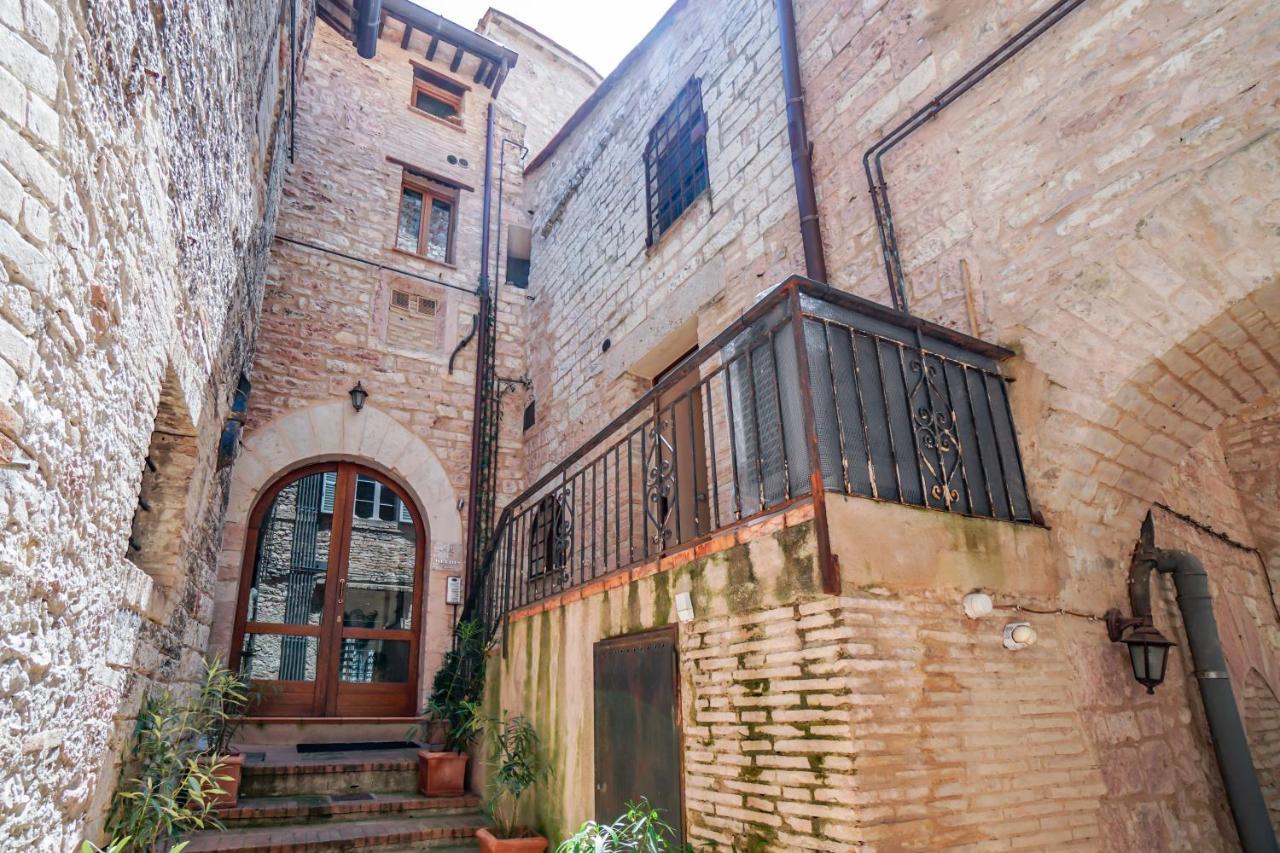 Maison Quintavalle 20 Ассизи Экстерьер фото